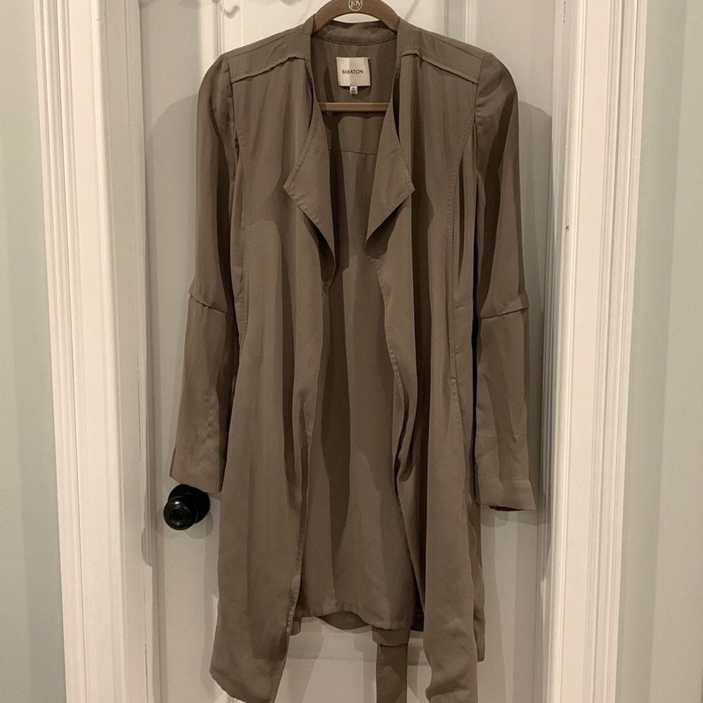 Aritzia Babaton Light-Weight Trench